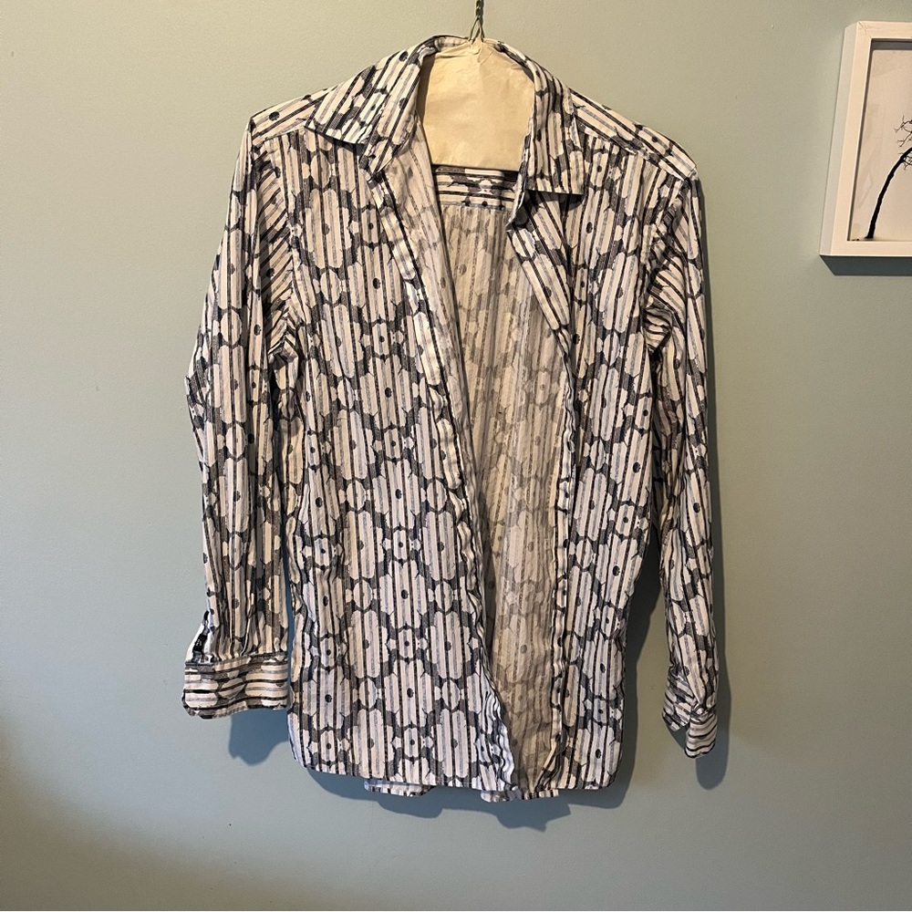 Men’s Spring Floral Button Up - Picture 6 of 7